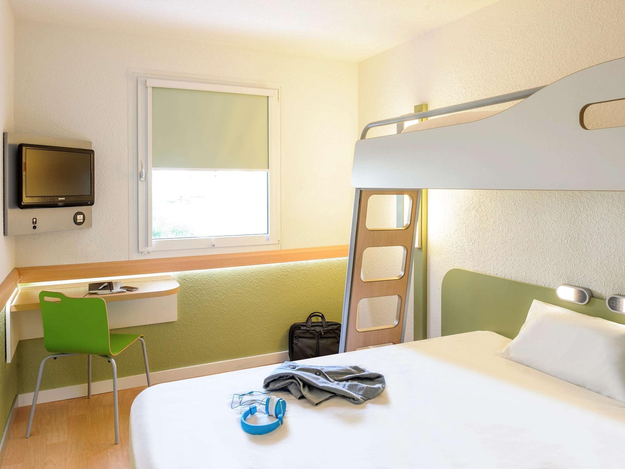 Ibis Budget Metz Technopole Buitenkant foto