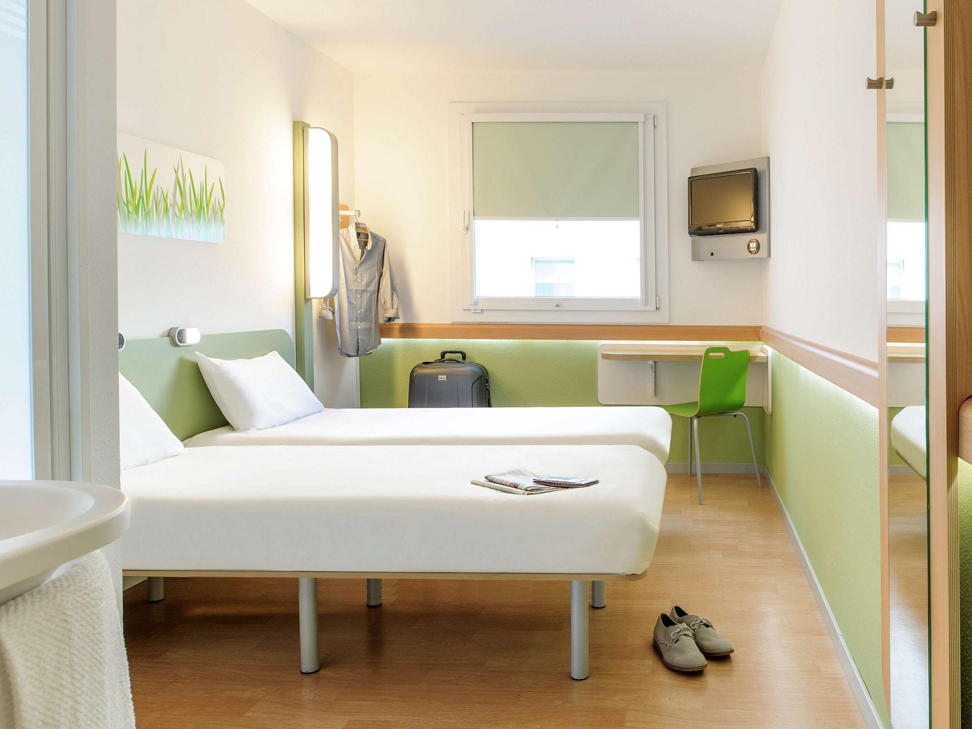 Ibis Budget Metz Technopole Buitenkant foto