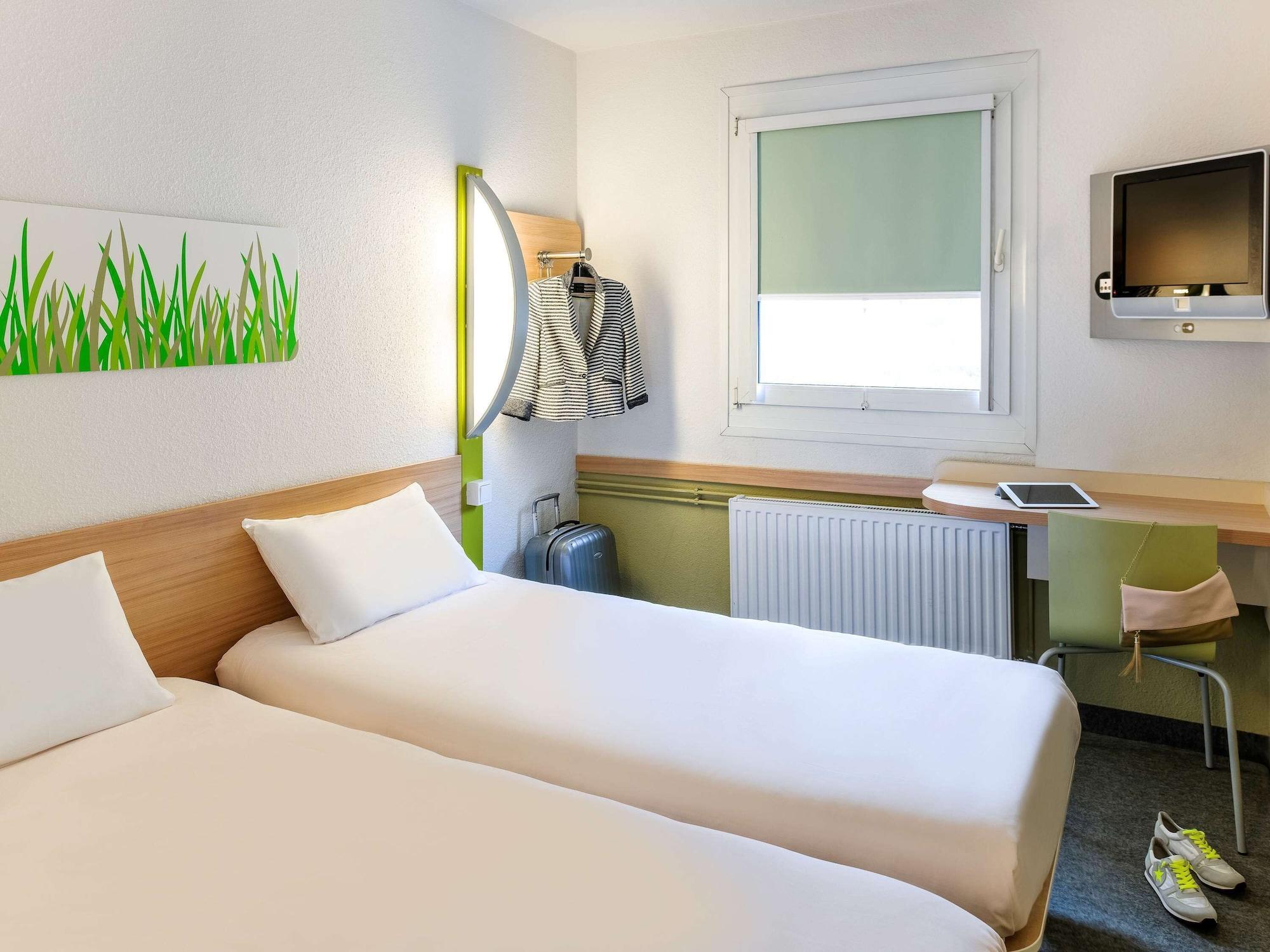 Ibis Budget Metz Technopole Buitenkant foto