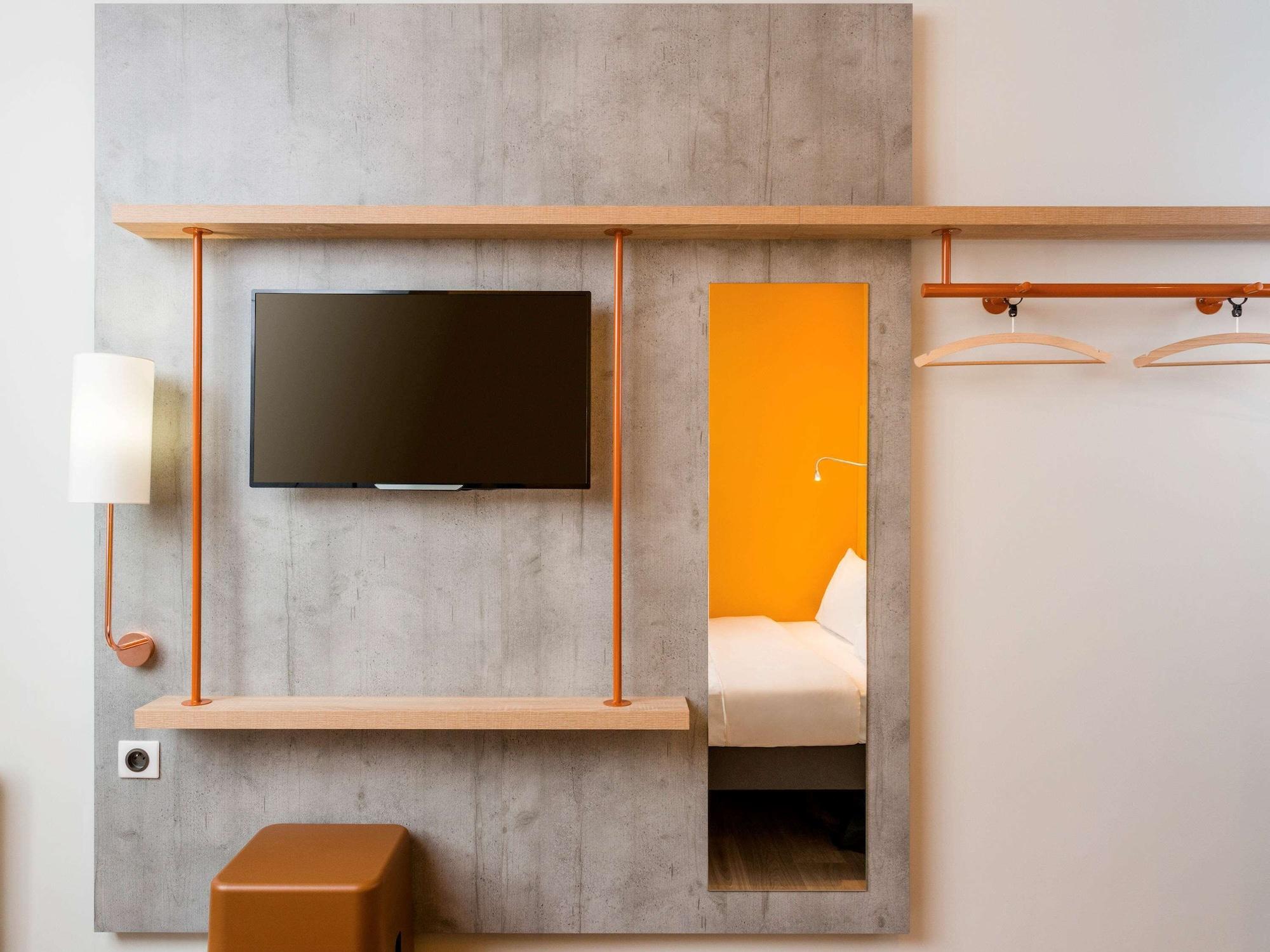 Ibis Budget Metz Technopole Buitenkant foto