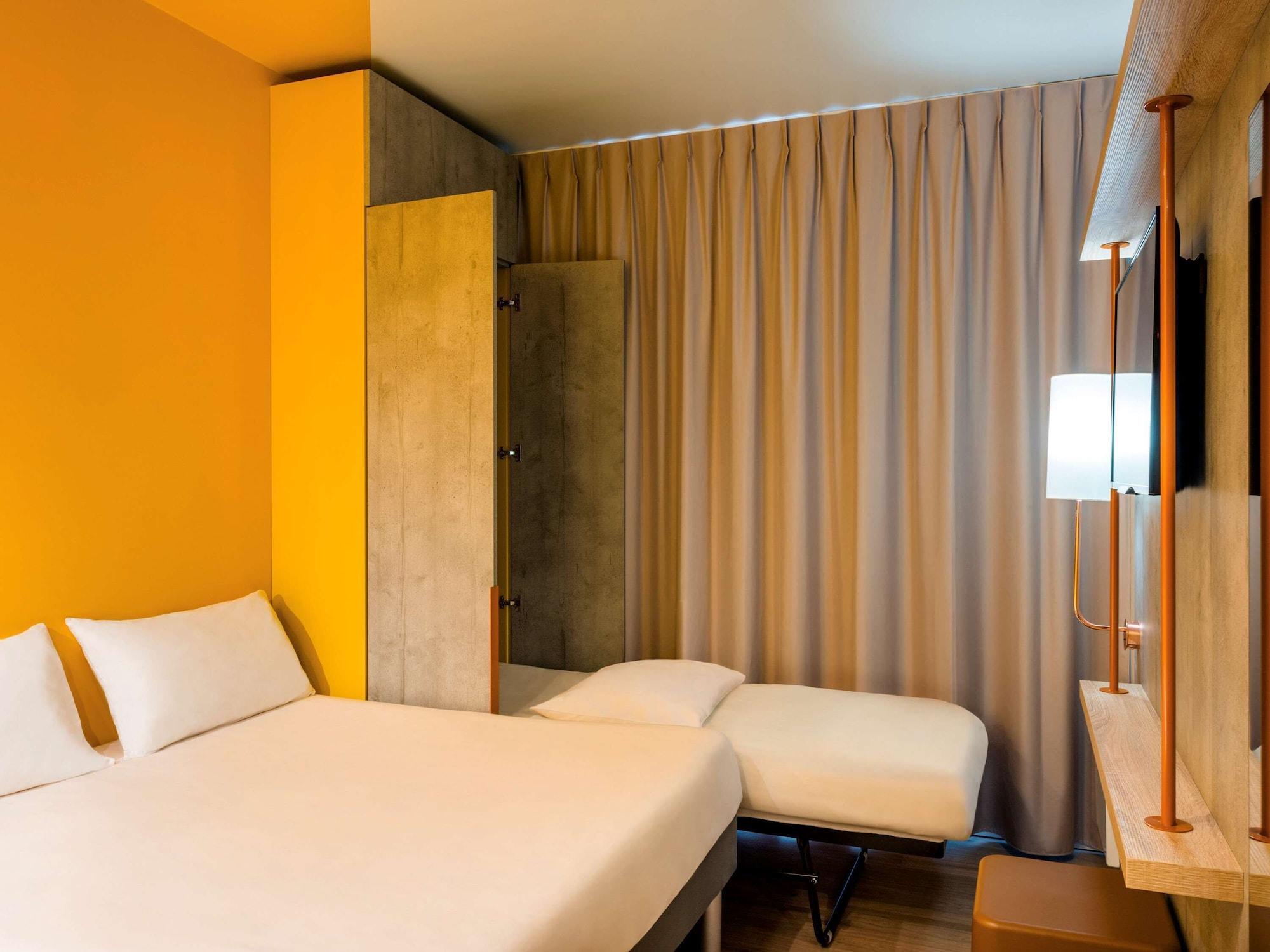 Ibis Budget Metz Technopole Buitenkant foto
