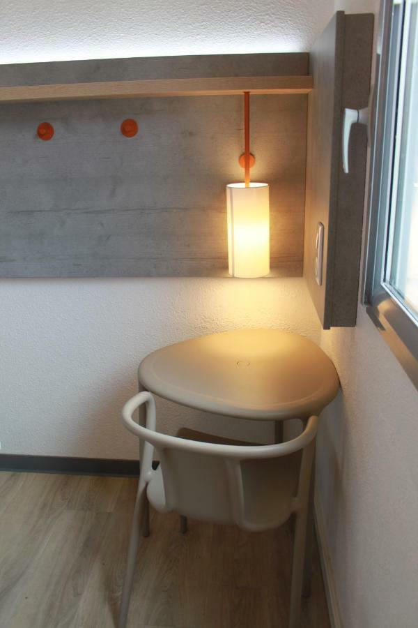 Ibis Budget Metz Technopole Buitenkant foto